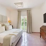 Hotel Santavenere - The Leading Of The World
