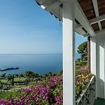 Santavenere - The Leading Of The World 5* Maratea