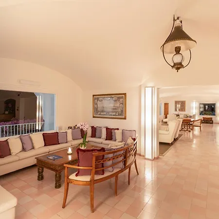 Santavenere - The Leading Of The World Maratea