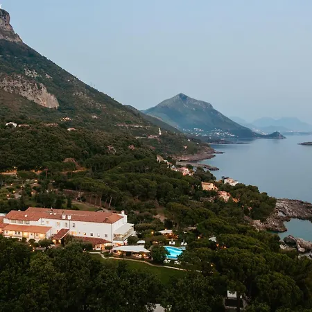 Hotel Santavenere - The Leading Of The World 5*