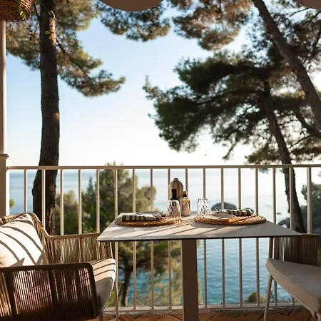 Hotel Santavenere - The Leading Of The World