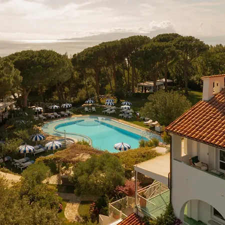 Hotel Santavenere - The Leading Of The World