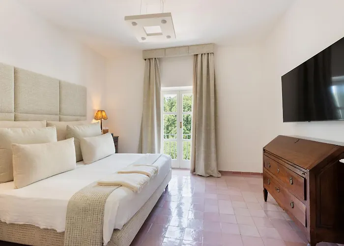 Hotel Santavenere - The Leading Of The World