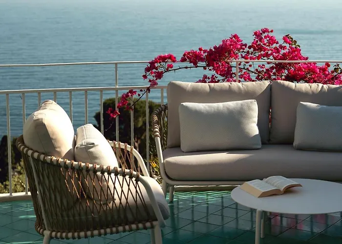 Santavenere - The Leading Of The World